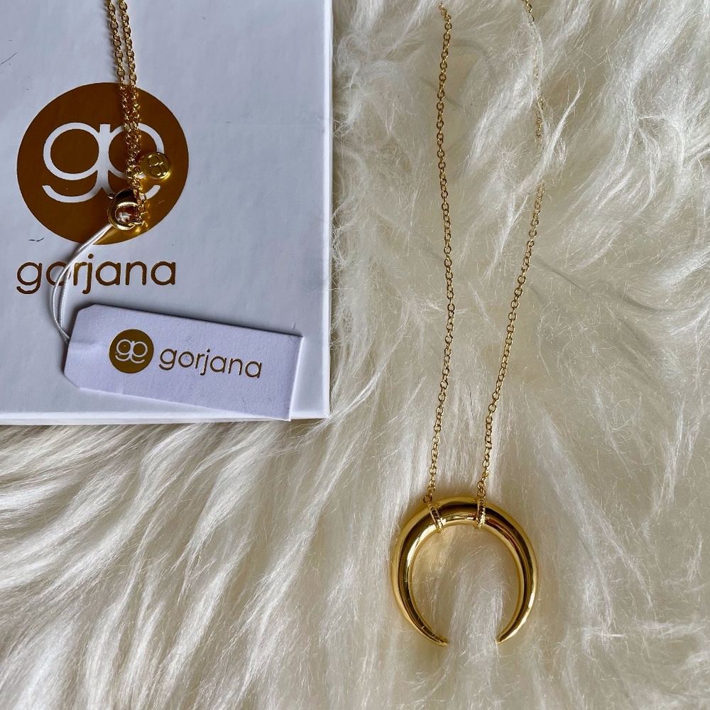 Gorjana Cayne Crescent Pendant Necklace NWT